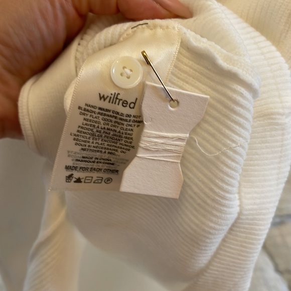 SOLD —- NWT Aritzia Cove dress - Picture 9 of 10